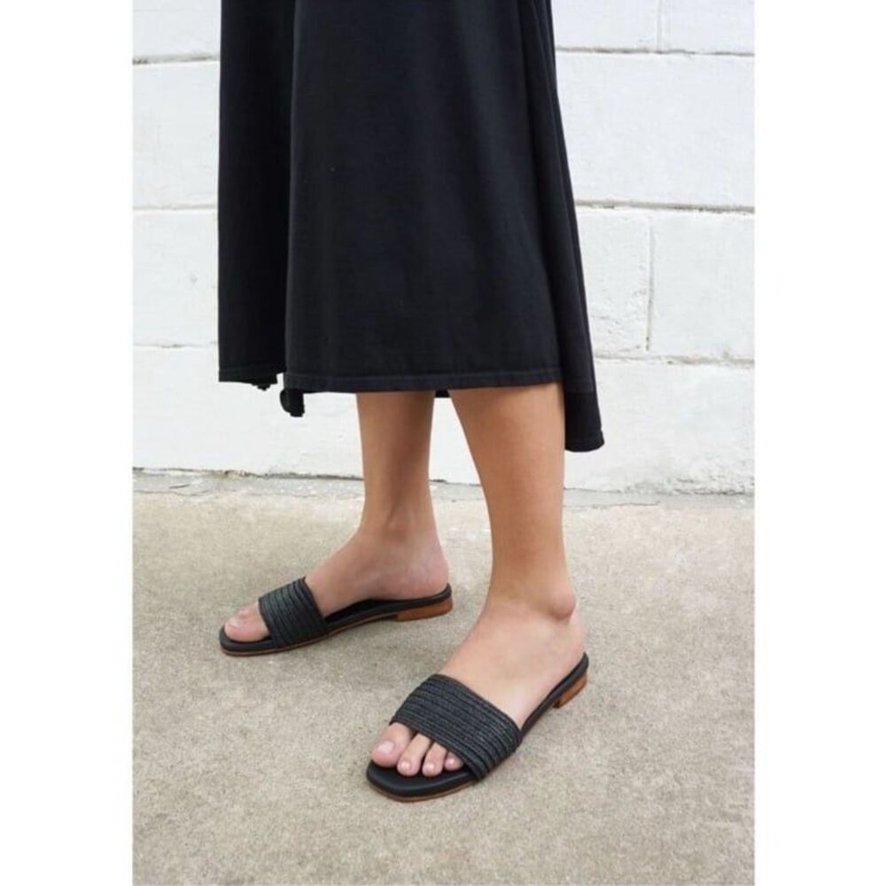 KAANAS Black Bimini Elastic Slides Size 5